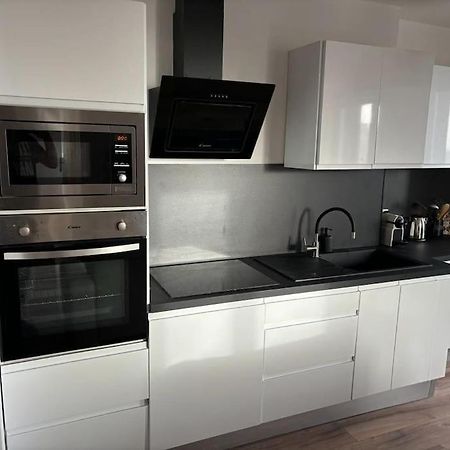 Appartement Cosy Au Coeur De La Ville Aurillac Exterior foto